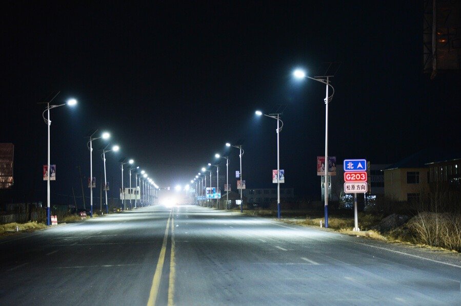 ​Solar Powered Street Lighting